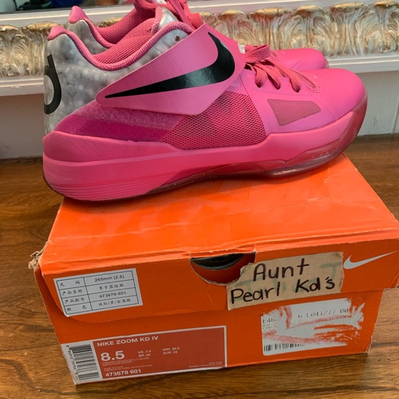 Aunt Pearl KD IV - Picture 3 of 4